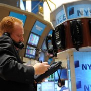 4 Economic Factors to Keep an Eye on in December